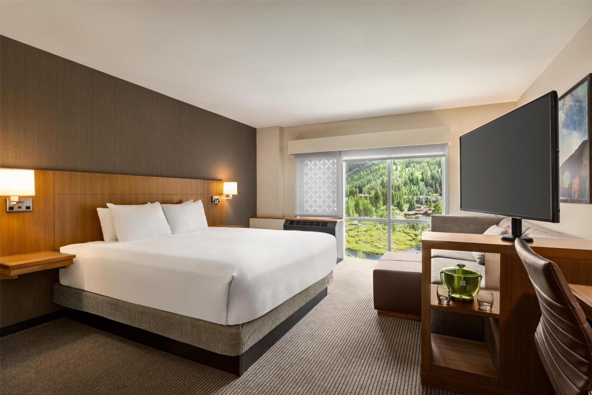 King Room with Sofa Bed and Mountain View,1705572772:JPEG