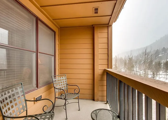 Hotel with pool: The Springs Condominiums By Vail Resorts